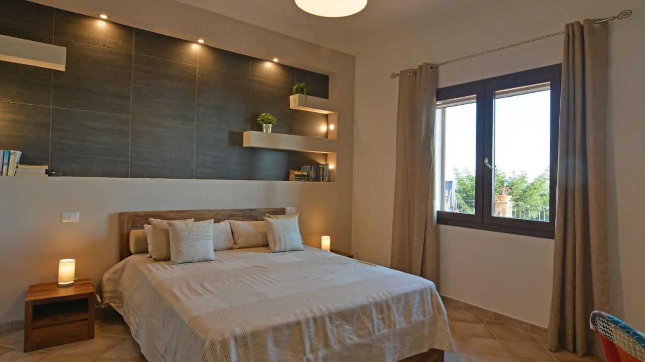 Villa Provenza 12&4, Emma Villas Cefalù Extérieur photo